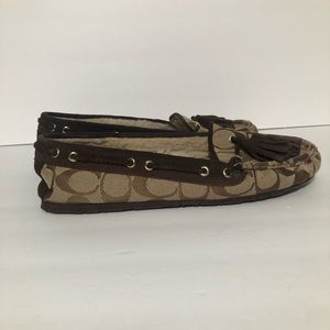 Coach flats